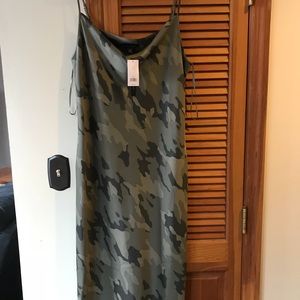 BNWT Banana Republic camo slip dress